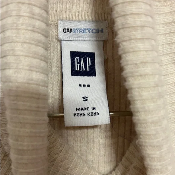 GAP Beige Turtleneck Sweater - Picture 2 of 2